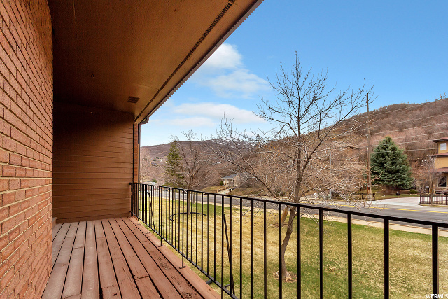 2155 S Ridgewood Way E, Bountiful, UT 84010 — photo 4