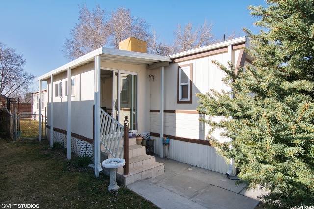 258 E E Hidden View Dr #93, Sandy, UT 84070 — photo 2