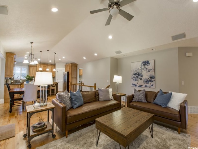 319 E Park View Cir, Bountiful, UT 84010 — photo 8