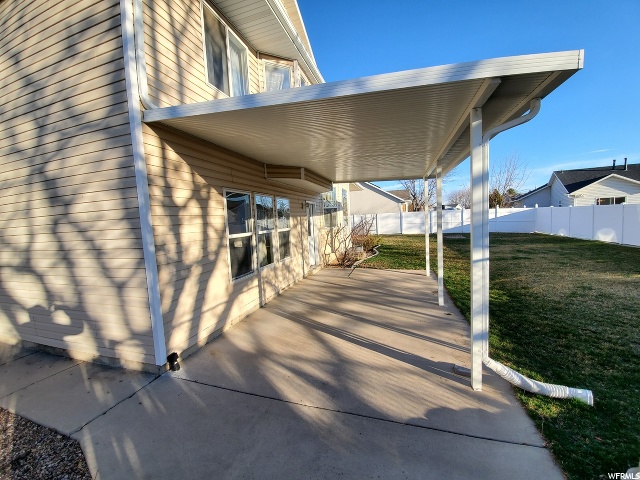 370 S 950 W, Layton, UT 84041 — photo 7