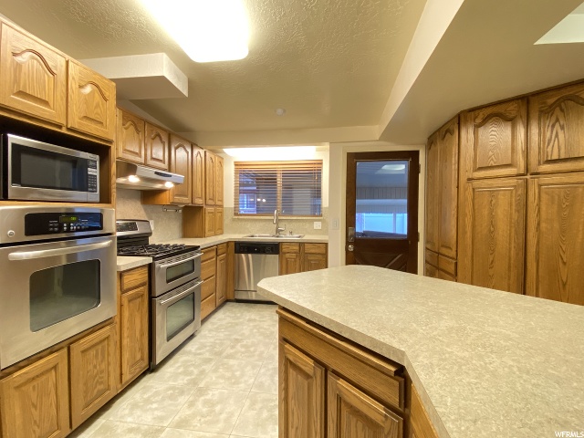 4340 S 2325 W, Roy, UT 84067 — photo 11
