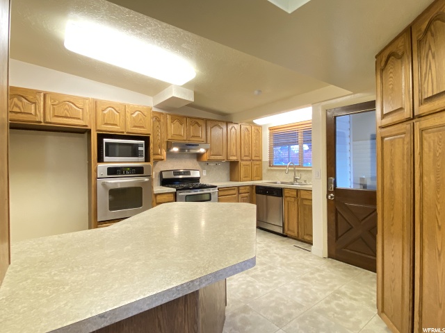 4340 S 2325 W, Roy, UT 84067 — photo 7