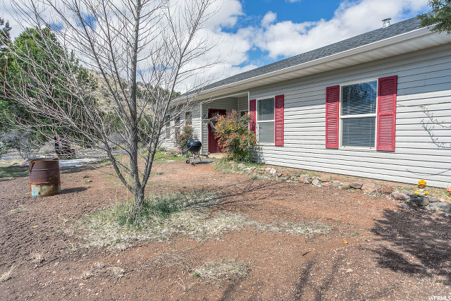 128 E Forest Dr, Central, UT 84722 — photo 8