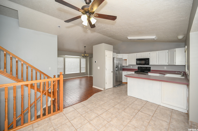 1052 W 1640 N, Clinton, UT 84015 — photo 8