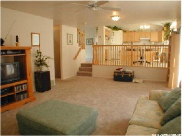 163 W 1475 N, Layton, UT 84041 — photo 2