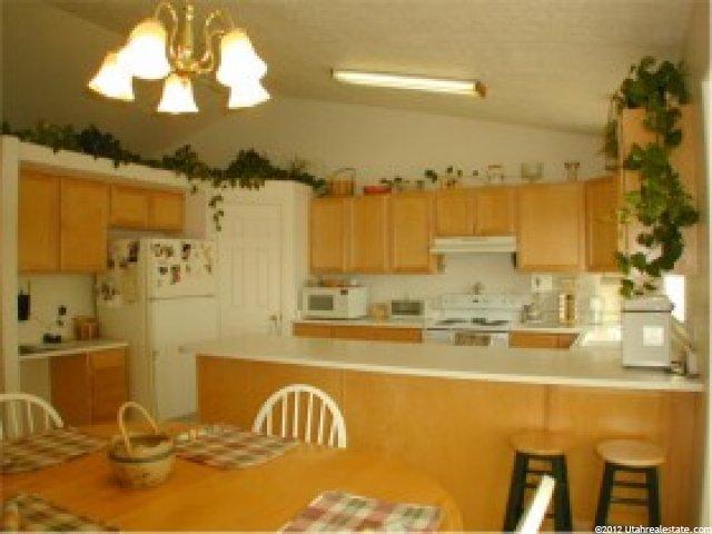 163 W 1475 N, Layton, UT 84041 — photo 4