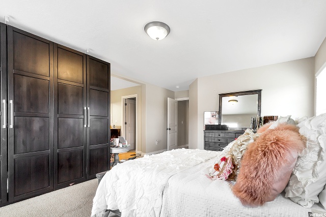 105 N 360 W, Centerville, UT 84014 — photo 8