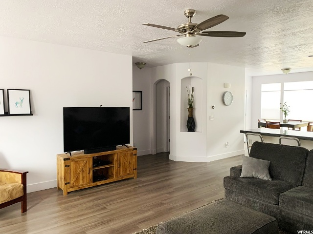 679 E Falconer Ct, Draper, UT 84020 — photo 12