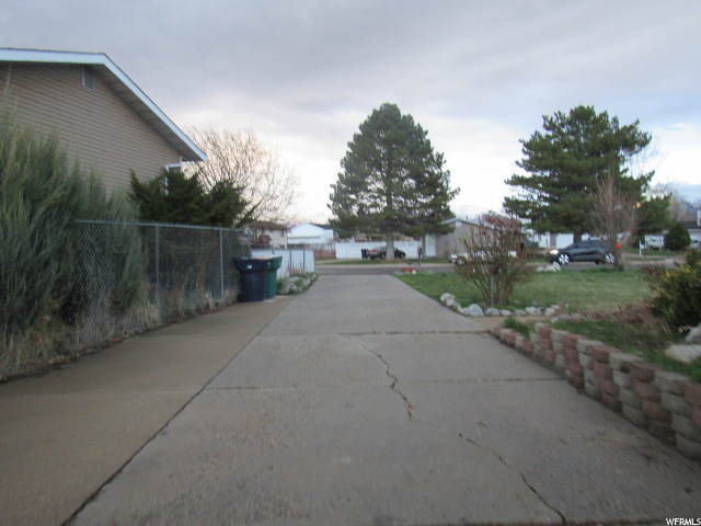 2165 N 1050 W, Layton, UT 84041 — photo 2