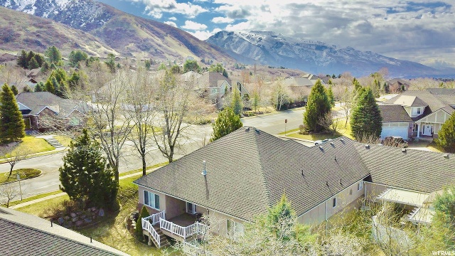 1798 E Meadow Creek Ln, Ogden, UT 84403 — photo 2