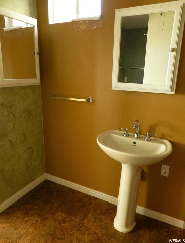 1881 N Grayson Pkwy, Blanding, UT 84511 — photo 9
