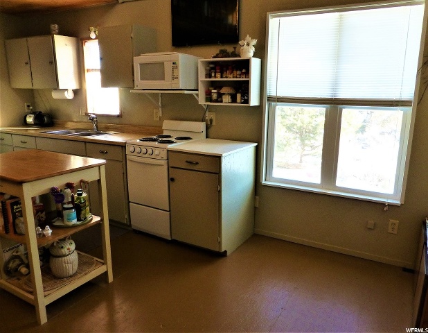 1881 N Grayson Pkwy, Blanding, UT 84511 — photo 3