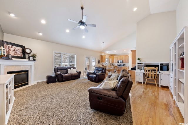 251 Canyon Rd, Bountiful, UT 84010 — photo 10