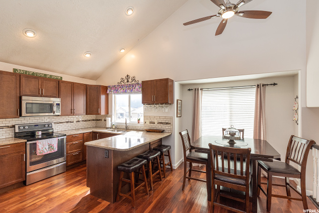36 E 2300 N, Layton, UT 84041 — photo 4