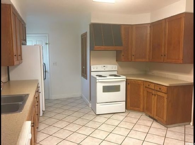 79 W 400 S, Logan, UT 84321 — photo 3