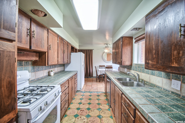 3710 S Custer Ave, Ogden, UT 84403 — photo 12