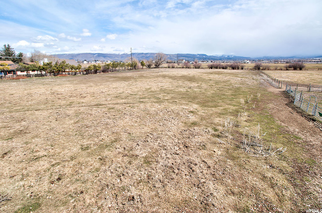579 S Center St, Midway, UT 84049 — photo 8