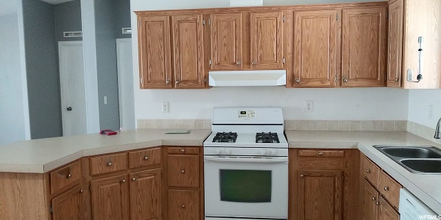 10303 E 4750 S, Randlett, UT 84063 — photo 6
