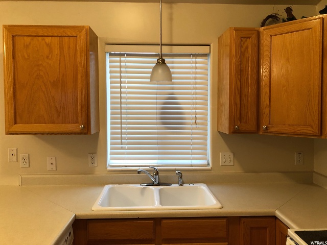 1382 N 820 W, Clinton, UT 84015 — photo 5