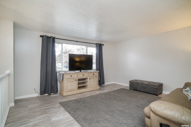 2583 N 770 W, Clinton, UT 84015 — photo 3