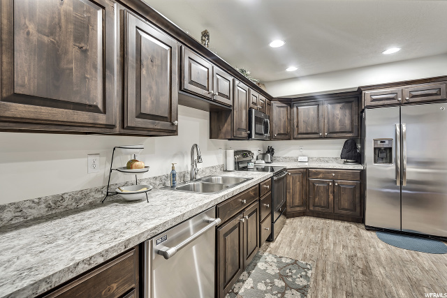 795 Crimson Ct, Kaysville, UT 84037 — photo 7