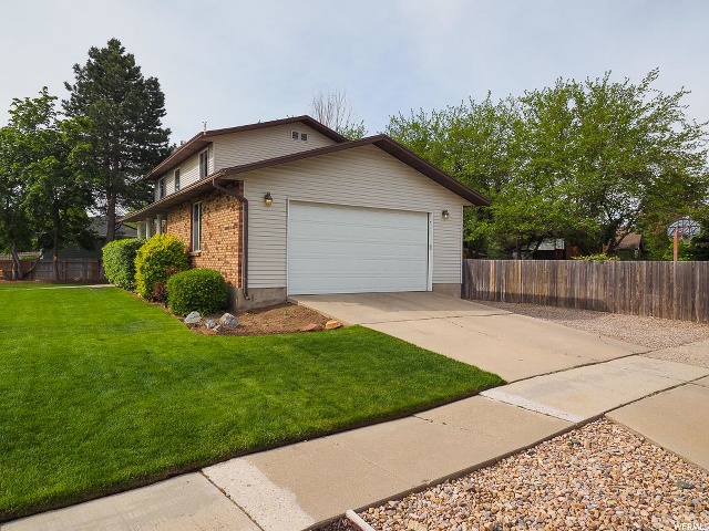 11790 S Hagan Rd, Sandy, UT 84092 — photo 4