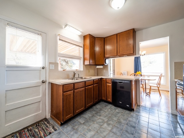 407 W 3500 S, Bountiful, UT 84010 — photo 7