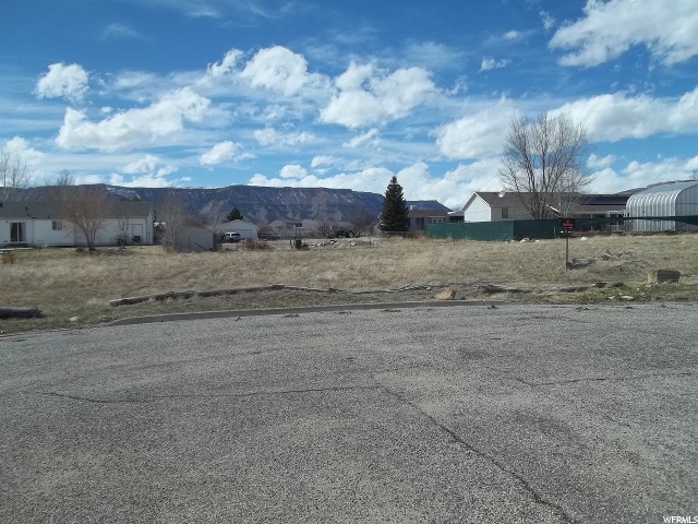 #32, Castle Dale, UT 84513 — photo 2
