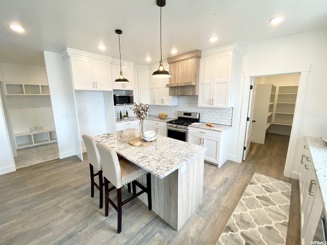 560 E Center St, Millville, UT 84326 — photo 4