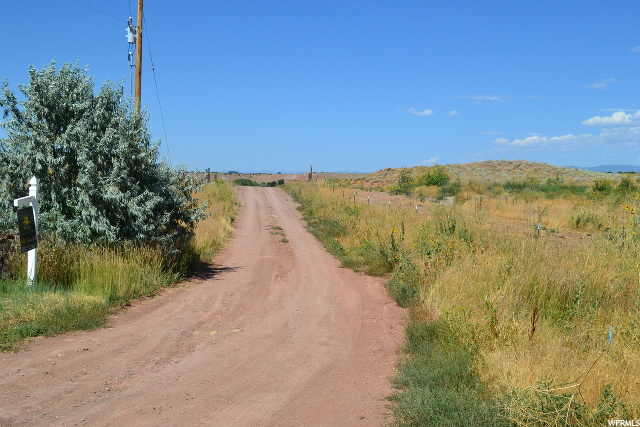 10497 N 9500 E, Tridell, UT 84076 — photo 2
