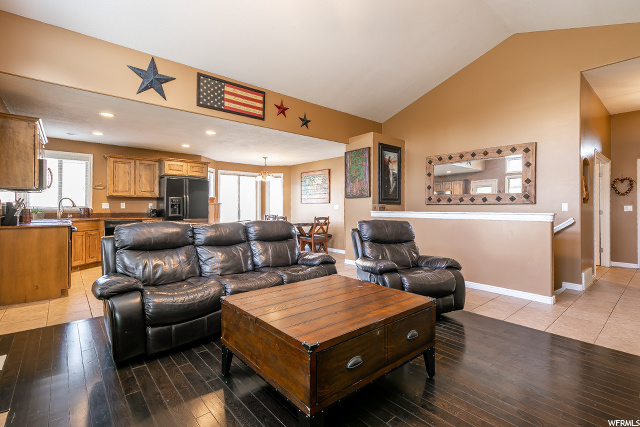 194 E 2100 N, North Ogden, UT 84414 — photo 6