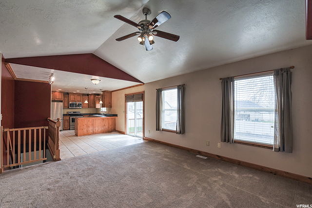 686 E 2050 S, Clearfield, UT 84015 — photo 3