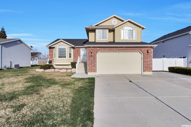 2271 S 225 E, Clearfield, UT 84015 — photo 2