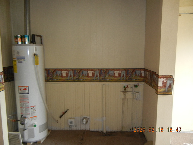 312 E Center St, Levan, UT 84639 — photo 10