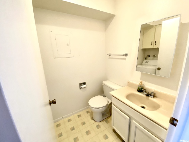 328 E 100 N #5, Hyrum, UT 84319 — photo 8