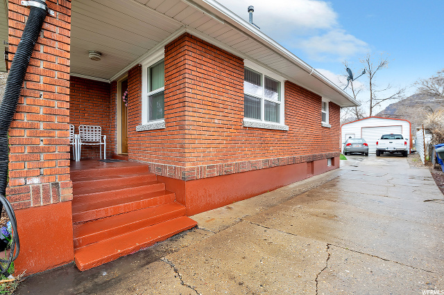 2066 S Monroe Blvd E, Ogden, UT 84401 — photo 2