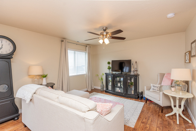 1796 E Whitetail Dr, Layton, UT 84040 — photo 2
