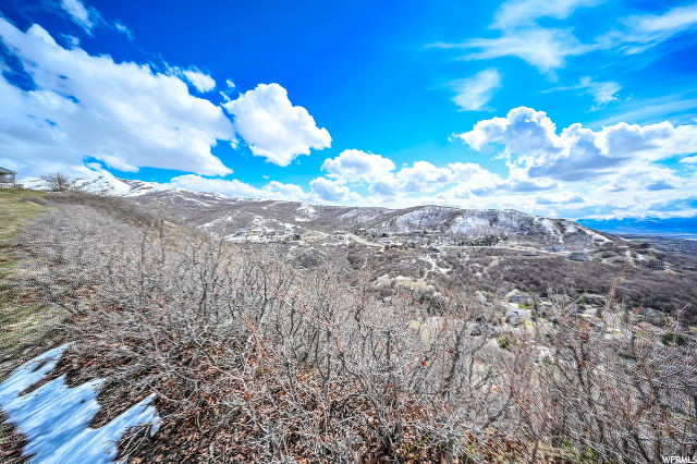 1084 E Sunset Hollow Dr S #33, Bountiful, UT 84010 — photo 4