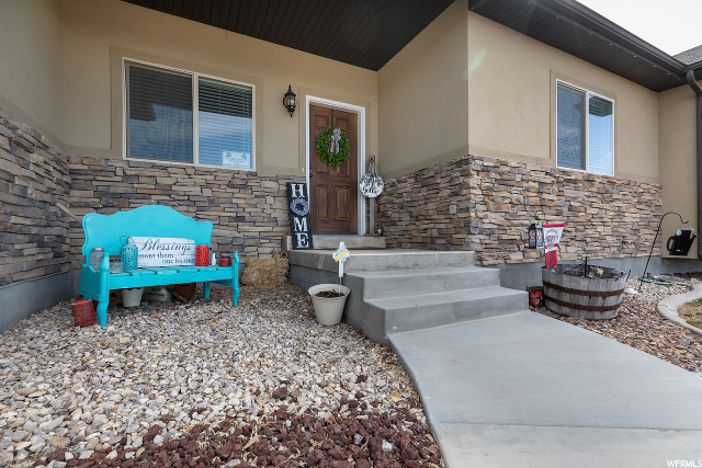 324 E 2970 S, Naples, UT 84078 — photo 2