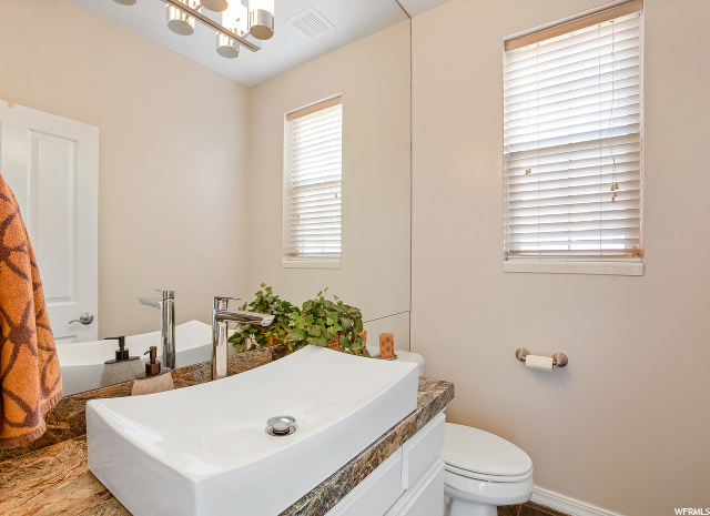 3547 S 400 E, Bountiful, UT 84010 — photo 12