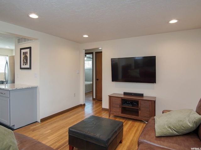 516 Marva Ave N, Layton, UT 84041 — photo 8