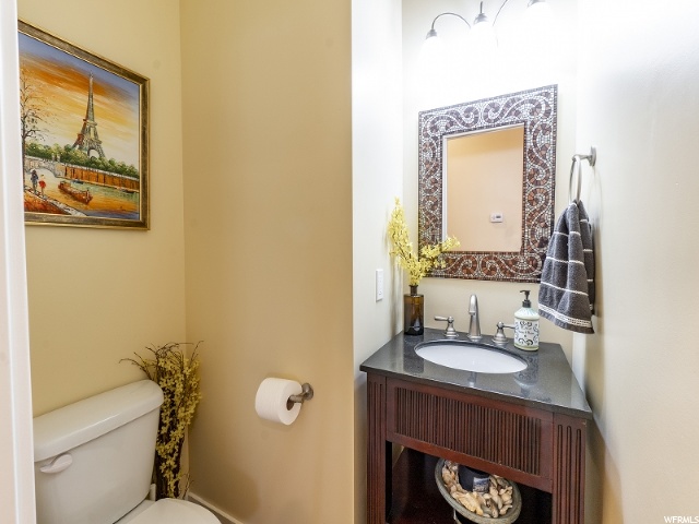 481 E 475 S, Centerville, UT 84014 — photo 10