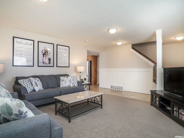 928 Willow Brook Ln, Pleasant View, UT 84414 — photo 5