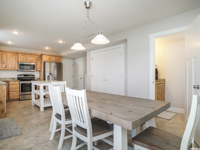 928 Willow Brook Ln, Pleasant View, UT 84414 — photo 7