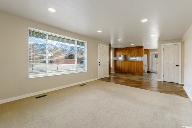 9864 S Darin Dr, Sandy, UT 84070 — photo 6