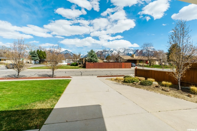 9864 S Darin Dr, Sandy, UT 84070 — photo 5