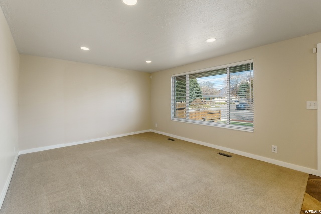 9864 S Darin Dr, Sandy, UT 84070 — photo 8