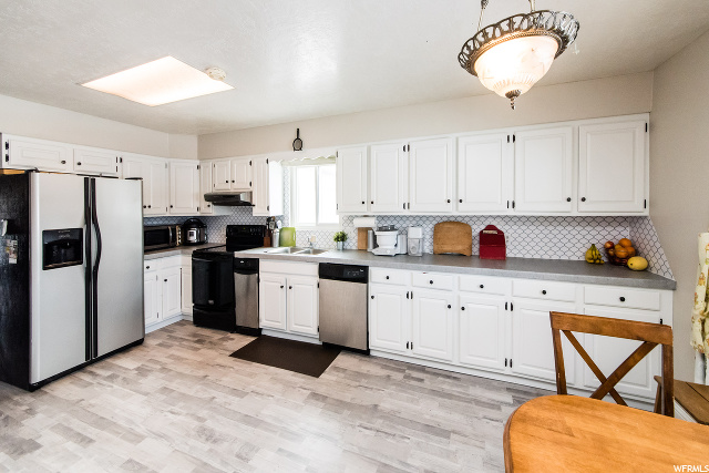 275 E 1st S, Preston, ID 83263 — photo 2