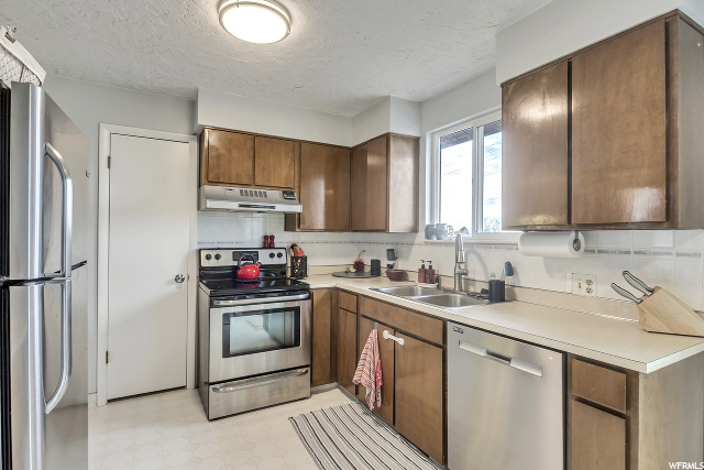 2233 S 150 W, Clearfield, UT 84015 — photo 9