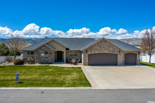 858 S 100 W, Mona, UT 84645 — photo 2